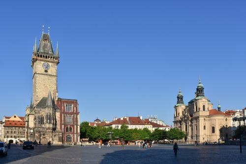 tour guide prague jobs